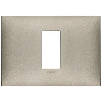 Rama, 1, modul, central, (se, monteaza, pe, suport, de, 3M), plastic, Matt, Metal, titanium, Vimar, NEVE, UP, 09671.23 - imaginea produsului 09671.23 din categoria Vimar NEVE UP